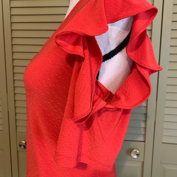 ❤️ Ruffle Cold Shoulder 1/4 Sleeve Blouse ❤️ - Picture 9 of 11